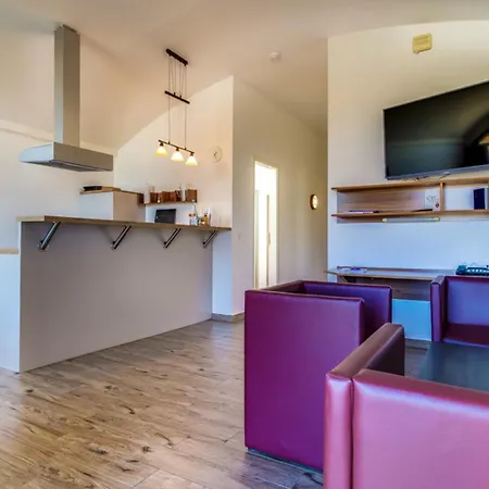 Lagovida Duenenhaus Comfort Familia B Am Stoermthaler *
